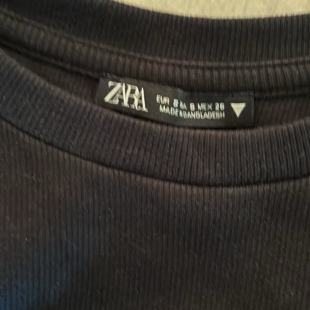 Zara Ribbed Ruffle Top - Picture 8 of 8